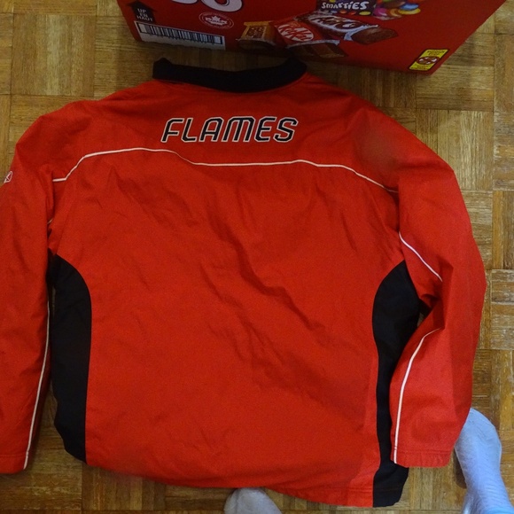 REEBOK CALGARY FLAMES WINTER JACKET - Picture 2 of 2